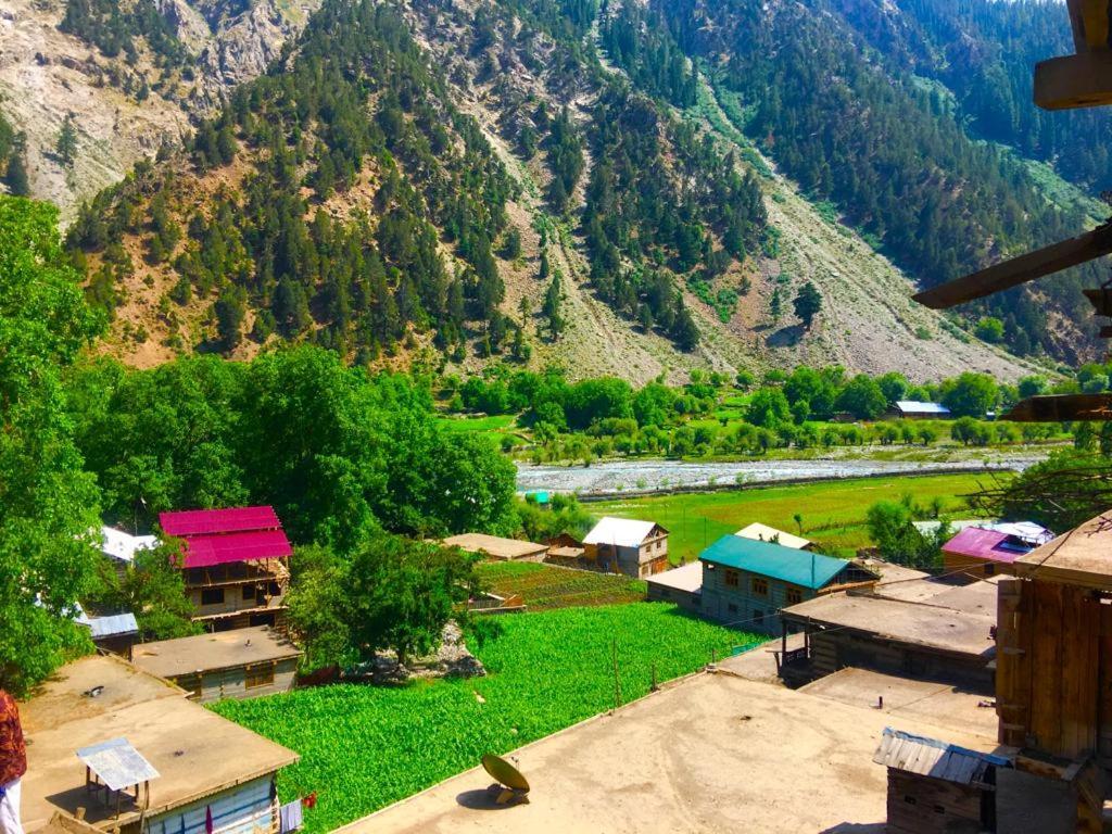 Chitral Inn Resort Exterior foto