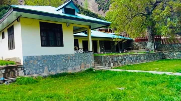 Chitral Inn Resort Exterior foto